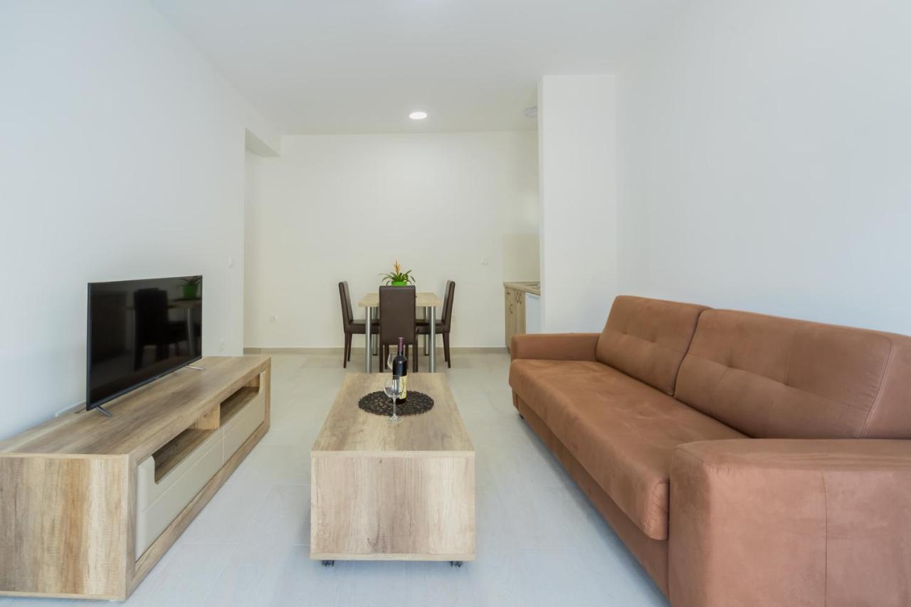 Grejm Lux Family Apartments Petrovac Exterior foto